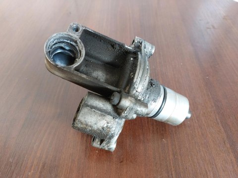 POMPA WODY WODNA YAMAHA FZR 600 3HE POMPA WODY WODNA YAMAHA FZR 600 3HE