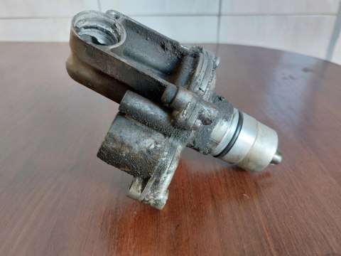 POMPA WODY WODNA YAMAHA FZR 600 3HE POMPA WODY WODNA YAMAHA FZR 600 3HE