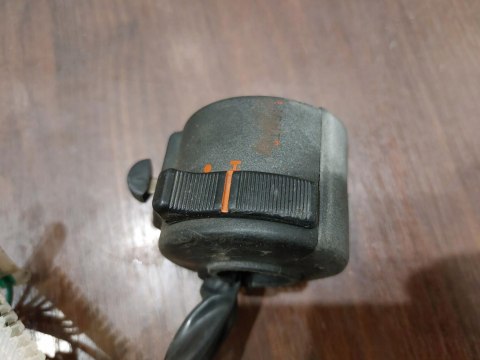 PRZEŁĄCZNIK LEWY HONDA MTX 50 PRZEŁĄCZNIK LEWY HONDA MTX 50