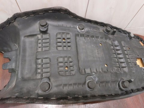 SIEDZENIE FOTEL KANAPA APRILIA PEGASO 650 SIEDZENIE FOTEL KANAPA APRILIA PEGASO 650