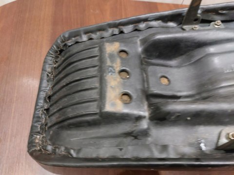 SIEDZENIE FOTEL KANAPA HONDA VF 500 F SIEDZENIE FOTEL KANAPA HONDA VF 500 F