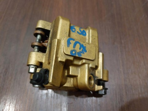 ZACISK HAMULCOWY HONDA FMX 650