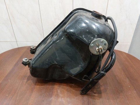 ZBIORNIK PALIWA BAK YAMAHA GTS 1000 4BH ZBIORNIK PALIWA BAK YAMAHA GTS 1000 4BH