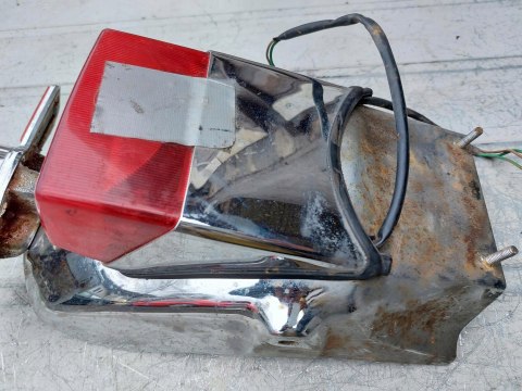 BŁOTNIK NADKOLE LAMPA TYŁ KAWASAKI VULCAN VN 750