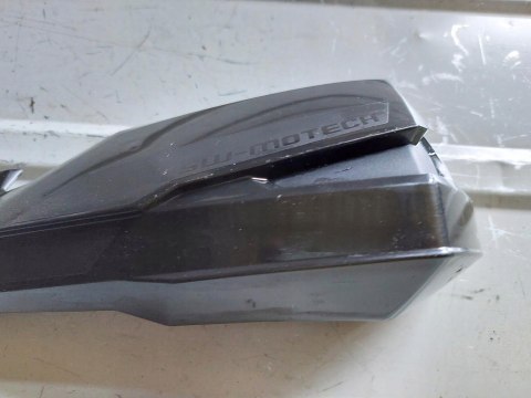 HANDBAR OSŁONA DŁONI YAMAHA MT 09 HANDBAR OSŁONA DŁONI YAMAHA MT 09
