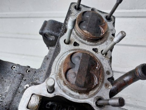 KARTER BLOK SILNIKA SUZUKI GSXF 600 GSX 600 F KARTER BLOK SILNIKA SUZUKI GSXF 600 GSX 600 F
