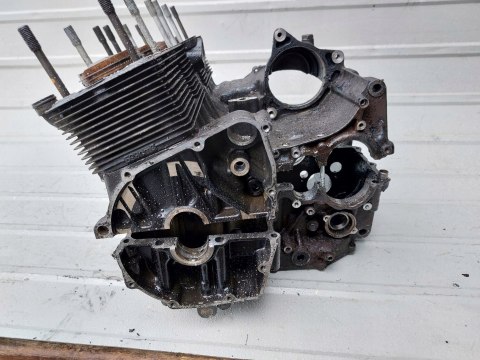 KARTER BLOK SILNIKA SUZUKI GSXF 600 GSX 600 F KARTER BLOK SILNIKA SUZUKI GSXF 600 GSX 600 F
