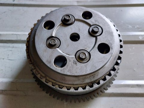 KOSZ SPRZĘGŁOWY SUZUKI GSX F 750 GSX 750 F KOSZ SPRZĘGŁOWY SUZUKI GSX F 750 GSX 750 F