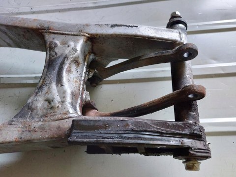 WAHACZ TYŁ SUZUKI GSX F 750 GSX 750 F