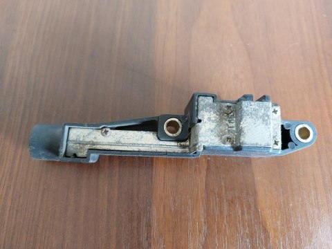 ZAMEK SIEDZENIA YAMAHA FZR 600 3HE