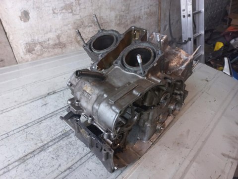 KARTERY BLOK SILNIKA HONDA VF 750C SUPER MAGNA KARTERY BLOK SILNIKA HONDA VF 750C SUPER MAGNA