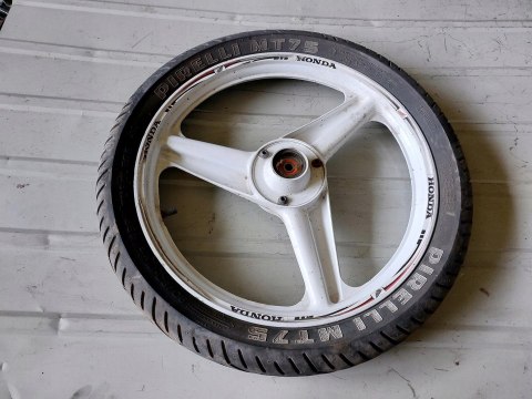 KOŁO FELGA PRZÓD HONDA NSR 50 KOŁO FELGA PRZÓD HONDA NSR 50
