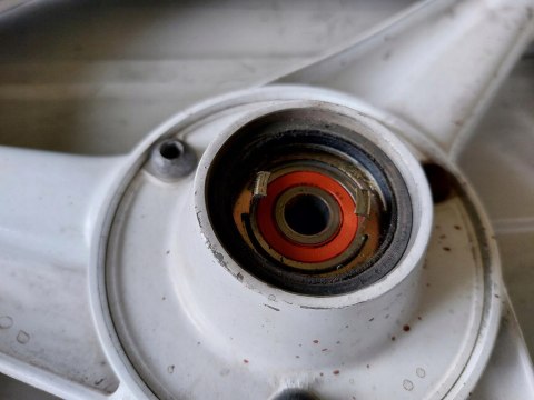 KOŁO FELGA PRZÓD HONDA NSR 50 KOŁO FELGA PRZÓD HONDA NSR 50