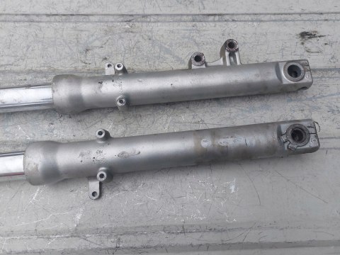 LAGI ZAWIESZENIE PRZÓD KAWASAKI ZZR 250 LAGI ZAWIESZENIE PRZÓD KAWASAKI ZZR 250