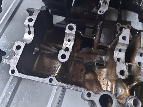 KARTER BLOK SILNIKA SUZUKI GSX 600 F KARTER BLOK SILNIKA SUZUKI GSX 600 F