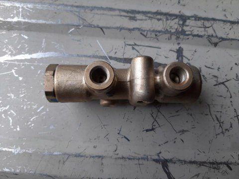 ROZDIELACZ HAMULCY CECTEK QUADRIFT 500 ROZDIELACZ HAMULCY CECTEK QUADRIFT 500