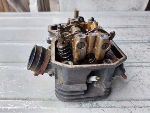 GŁOWICA CYLINDRA KPL HONDA NTV 650 RC33E GŁOWICA CYLINDRA KPL HONDA NTV 650 RC33E