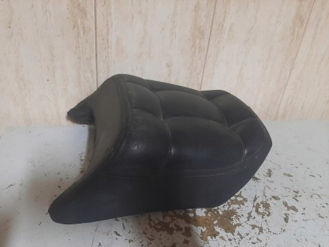 SIEDZENIE FOTEL KANAPA HONDA VF 700 C SIEDZENIE FOTEL KANAPA HONDA VF 700 C