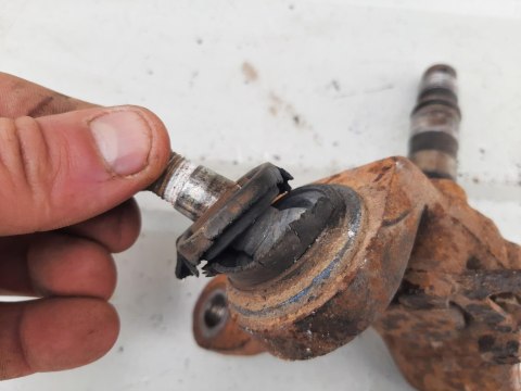 ZWROTNICA HONDA TRX 420