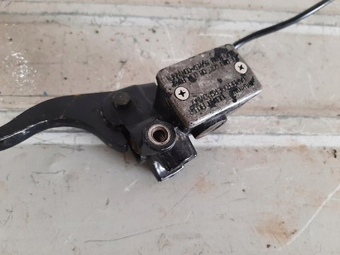 POMPA HAMULCOWA LEWA DINLI 700