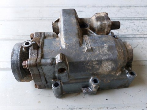 PRZEKŁADNIA SKRZYNIA KAWASAKI KLF 400 4X4