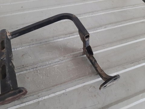 STOPIEŃ STELAŻ PODNÓŻEK DINLI 700