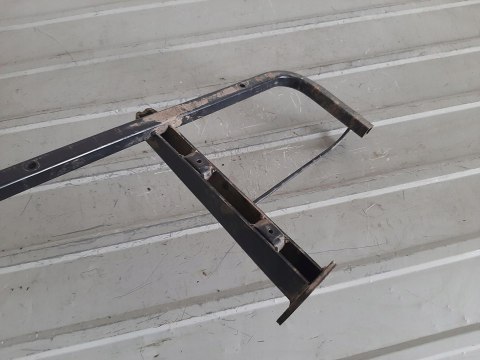 STOPIEŃ STELAŻ PODNÓŻEK DINLI 700