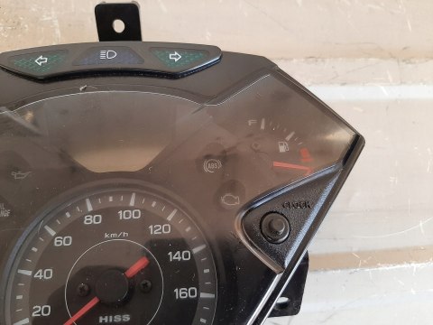 LICZNIK ZEGARY PRĘDKOŚCIOMIERZ HONDA SH 300 LICZNIK ZEGARY PRĘDKOŚCIOMIERZ HONDA SH 300