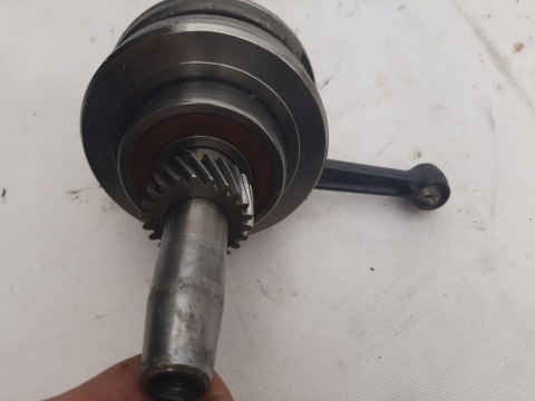 WAŁ KORBOWY KORBOWÓD M175C MOTORTEK 175 WAŁ KORBOWY KORBOWÓD M175C MOTORTEK 175