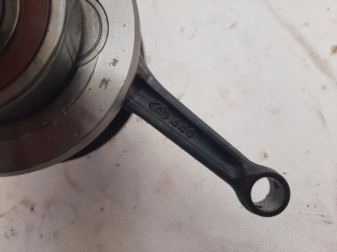 WAŁ KORBOWY KORBOWÓD M175C MOTORTEK 175 WAŁ KORBOWY KORBOWÓD M175C MOTORTEK 175