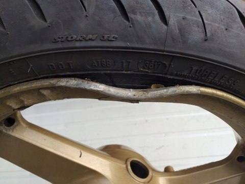KOŁO FELGA PRZÓD KAWASAKI ZX12R KOŁO FELGA PRZÓD KAWASAKI ZX12R