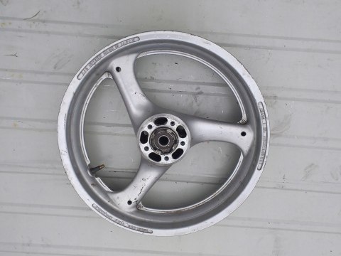 KOŁO FELGA PRZÓD SUZUKI GSXR 750 GR77A KOŁO FELGA PRZÓD SUZUKI GSXR 750 GR77A