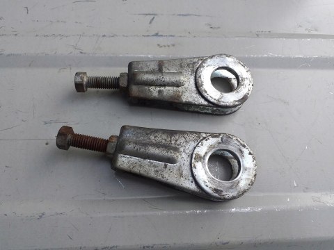 NAPINACZ KOŁA REGULATOR ŁAŃCUCHA KAWASAKI EN 500 NAPINACZ KOŁA REGULATOR ŁAŃCUCHA KAWASAKI EN 500