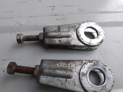 NAPINACZ KOŁA REGULATOR ŁAŃCUCHA KAWASAKI EN 500 NAPINACZ KOŁA REGULATOR ŁAŃCUCHA KAWASAKI EN 500