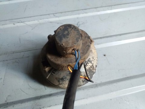 REFLEKTOR LAMPA PRZÓD AEON CROSSLAND 300