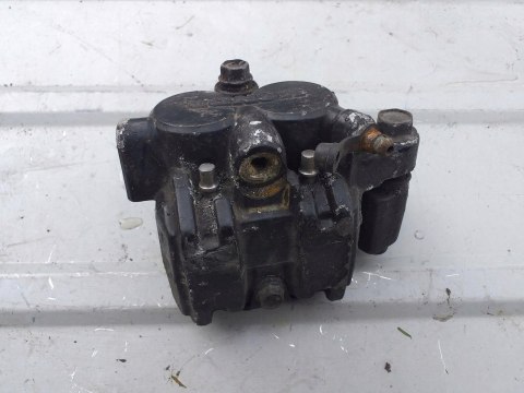 ZACISK HAMULCOWY HONDA CB 750