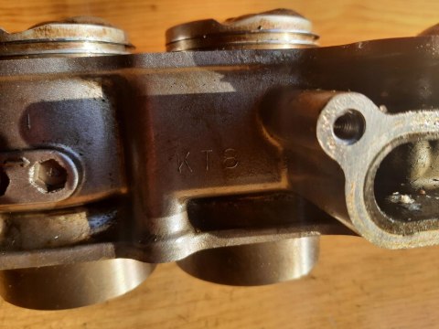 CYLINDER + TŁOKI KPL HONDA CB1 400