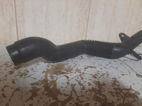 KANAŁ WLOTU POWIETRZA SUZUKI GSX R 750 KANAŁ WLOTU POWIETRZA SUZUKI GSX R 750