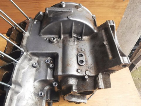 KARTERY BLOK SILNIKA KPL HONDA CB1 400 KARTERY BLOK SILNIKA KPL HONDA CB1 400