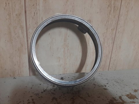 OSŁONA REFLEKTORA LAMPY PRZÓD YAMAHA DT MX 125 OSŁONA REFLEKTORA LAMPY PRZÓD YAMAHA DT MX 125