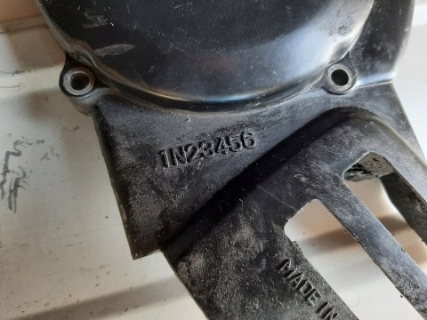 POKRYWA DEKIEL OSŁONA YAMAHA DT 125 1HR