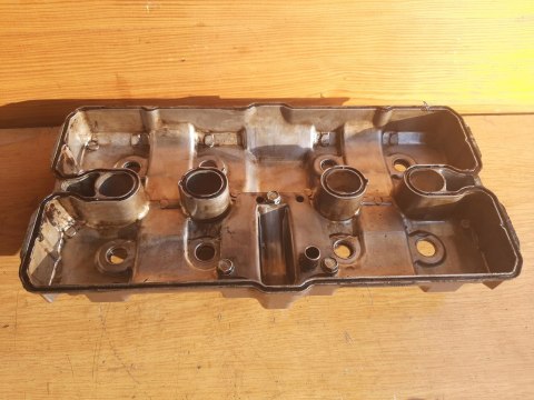 POKRYWA ZAWORÓW GŁOWICY HONDA CB1 400