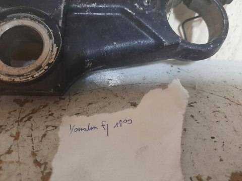 PÓŁKA GÓRNA YAMAHA FJ 1100 PÓŁKA GÓRNA YAMAHA FJ 1100