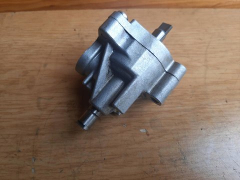 POMPA OLEJU HONDA CB1 400 POMPA OLEJU HONDA CB1 400