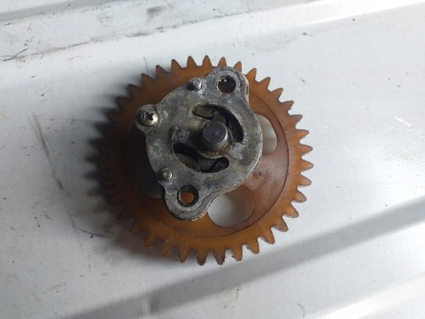 POMPA OLEJU LINHAI HYTRACK 260