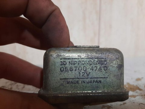 PRZEKAŹNIK WENTYLATORA KAWASAKI Z1300 KZ 1300