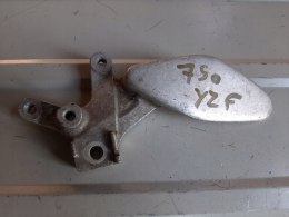 SET PODNÓŻEK YAMAHA YZF 750