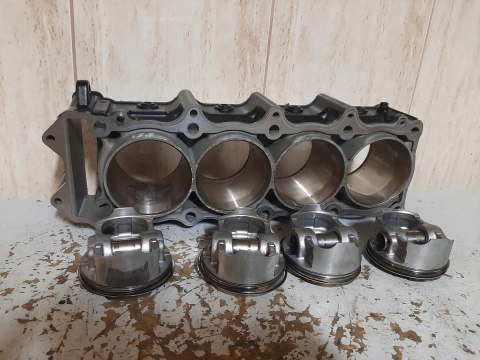 CYLINDER + TŁOKI KPL KAWASAKI ZX12R