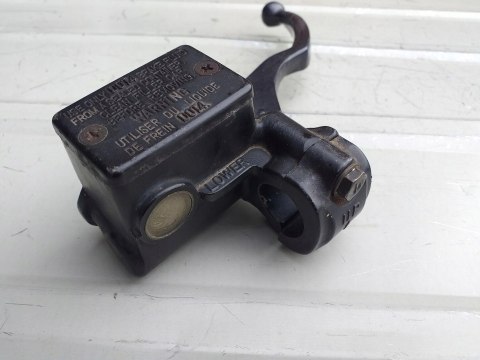 POMPA HAMULCOWA SUZUKI QUADRUNNER 250