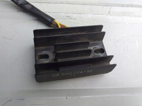 REGULATOR NAPIĘCIA SUZUKI QUADRUNNER 250 REGULATOR NAPIĘCIA SUZUKI QUADRUNNER 250